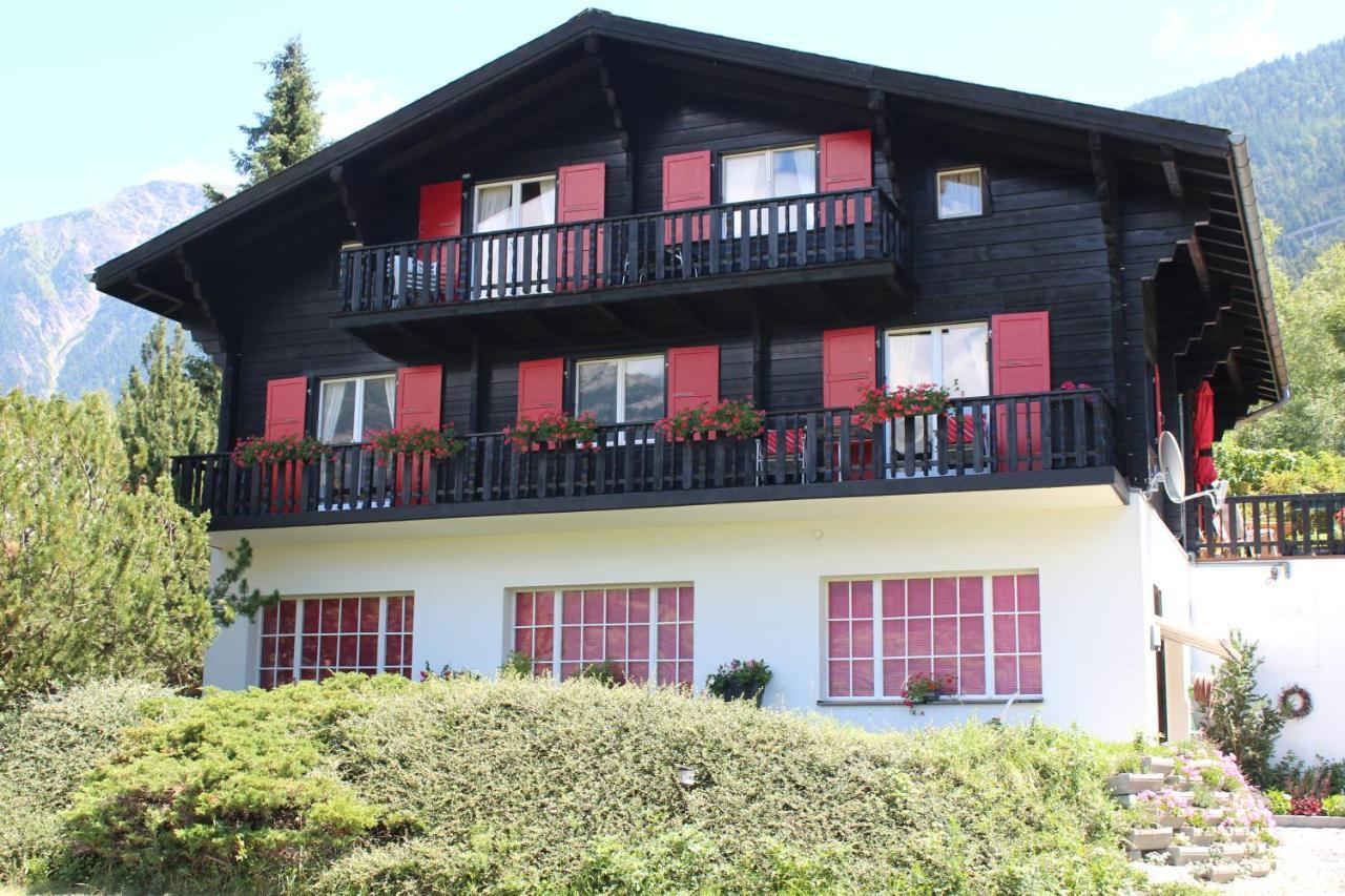 Chalet Esher Surrey Ried-Brig Dış mekan fotoğraf