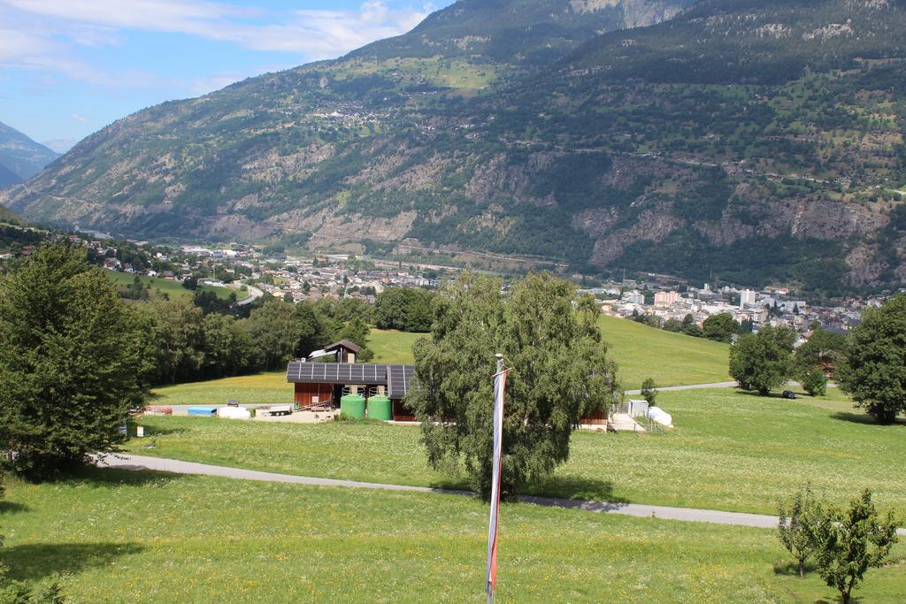 Chalet Esher Surrey Ried-Brig Dış mekan fotoğraf